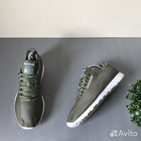 Кроссовки Reebok classic оригинал р.39 почта Кроссовки Reebok classic оригинал р.39 почта
