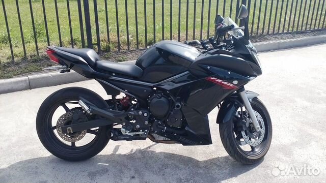 Yamaha FZ6R