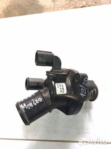 Корпус термостата Ford Mondeo 1.8 / 2.0