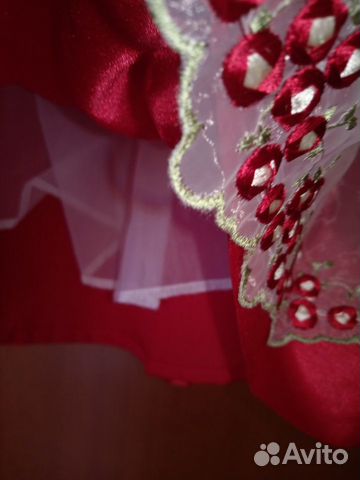 Красивое красное платье для девочки Тайланд р. 110 Красивое красное платье для девочки Тайланд р. 110