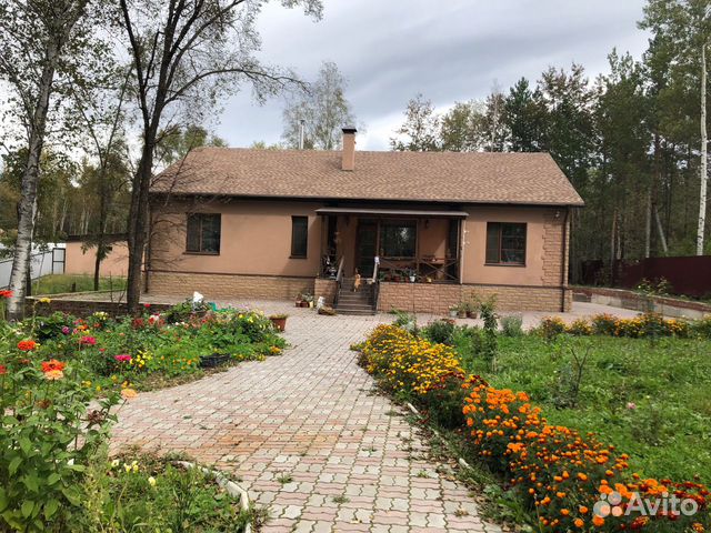 Коттедж 185.7 м² на участке 50 сот.