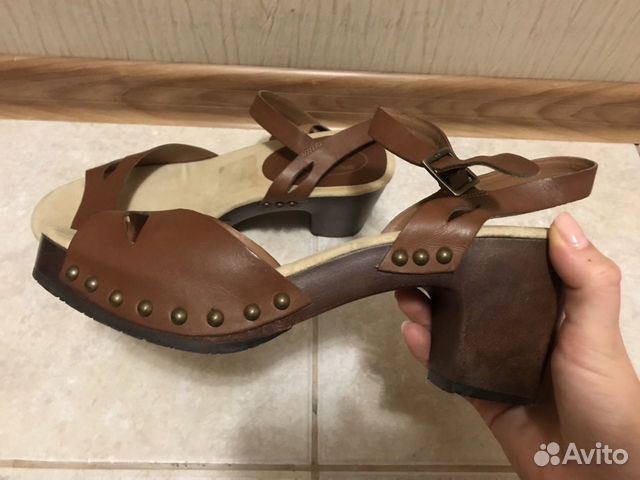 Туфли (сабо)