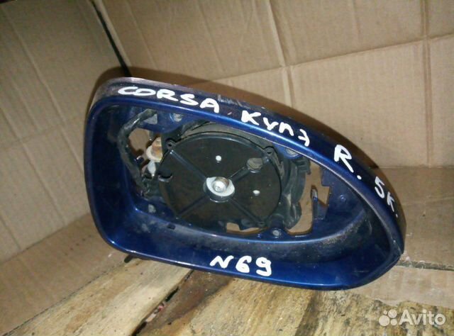 Зеркало правое Opel Corsa D купе 2008 Зеркало правое Opel Corsa D купе 2008