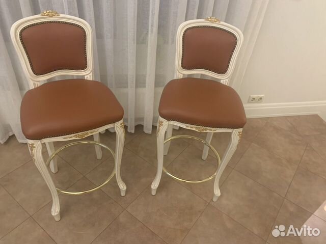 Новые барные стулья Angelo Cappellini Новые барные стулья Angelo Cappellini