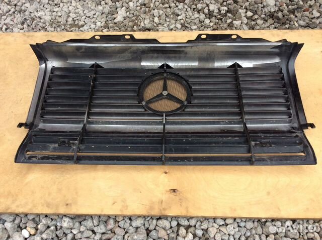 Решётка радиатора Mercedes W463 G 463