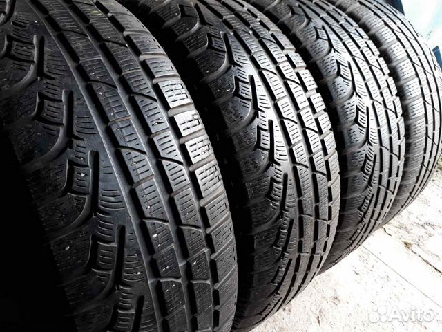 205 55 17 Pirelli Sottozero Winter 210 2-serie RSC 205 55 17 Pirelli Sottozero Winter 210 2-serie RSC