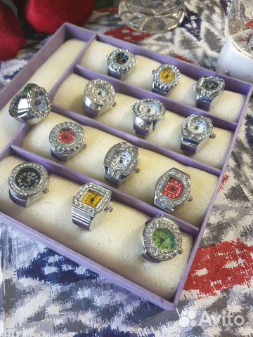 Часы перстень