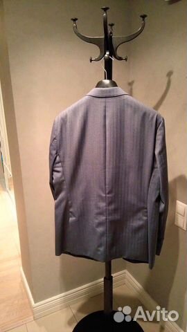 Продаю пиджак Hugo Boss