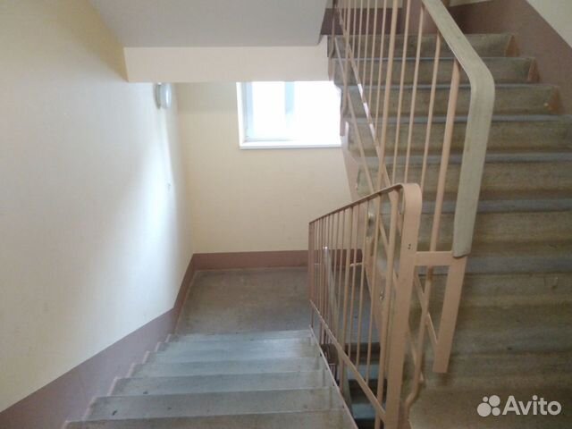 2-к квартира, 60 м², 2/10 эт.