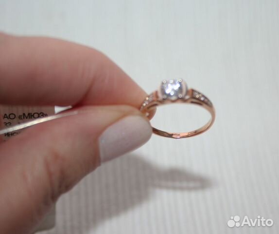 Новое кольцо с фианитами 585 пр., р-р 16,5 (Мюз) Новое кольцо с фианитами 585 пр., р-р 16,5 (Мюз)