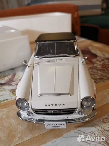 1:18 Nissan Datsun Fairlady 2000 Sr311 Autoart