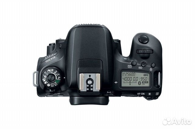 Canon EOS 77D Kit 18-55mm IS STM