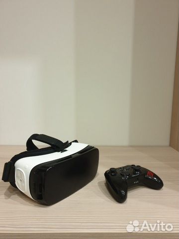 Очки вирт. реал. samsung Gear VR+ геймпад Mad Catz