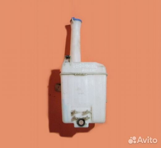 Бачок омывателя Hyundai Accent 04217 Бачок омывателя Hyundai Accent 04217