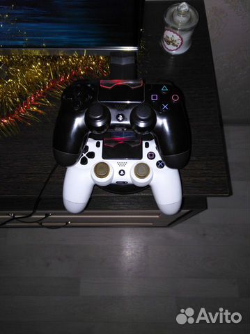 Игровая консоль Sony PS4