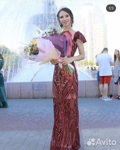 Вечернее платье