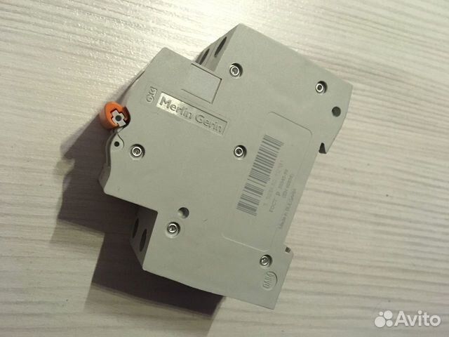 Автоматический выключатель 1P+N BA63 C50 Schneider