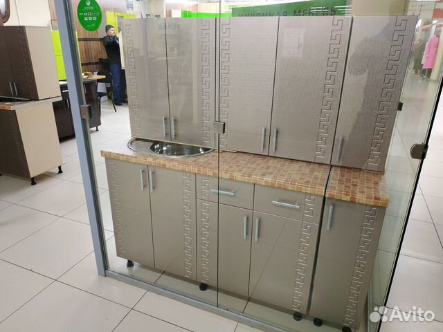 Новый кухонный гарнитур 1.5м Новый кухонный гарнитур 1.5м