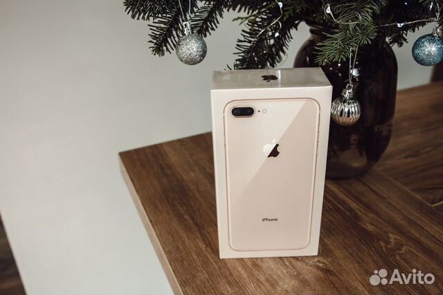 Apple iPhone 8 Plus 64Gb Новый