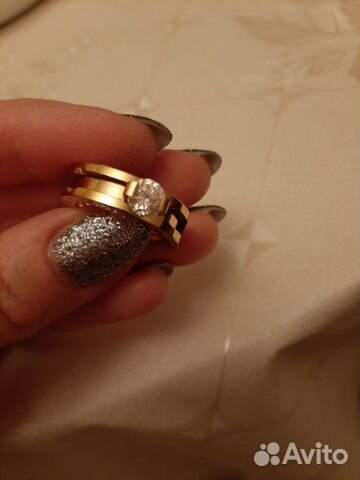Кольцо жёлтое золото с цирконом