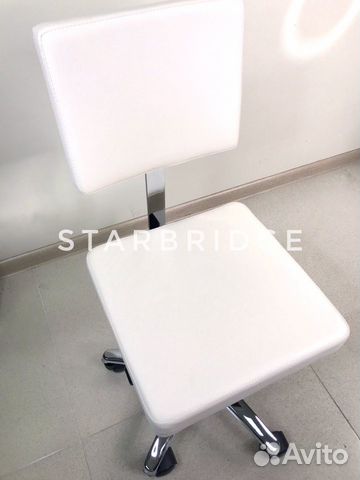 Стул мастера маникюра Стул мастера маникюра