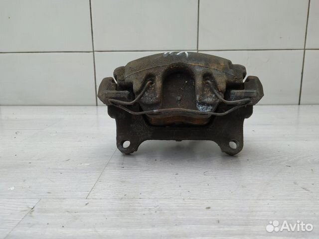 Суппорт передний левый 1K0615123E VW Passat (B6) 2 Суппорт передний левый 1K0615123E VW Passat (B6) 2
