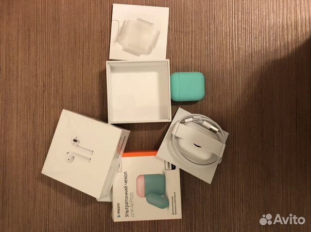 AirPods 2-ого поколения AirPods 2-ого поколения