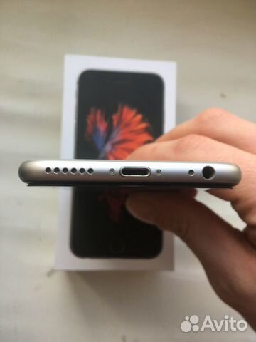Телефон iPhone 6s Телефон iPhone 6s