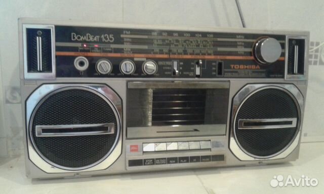 Магнитола Toshiba RT-135s Магнитола Toshiba RT-135s