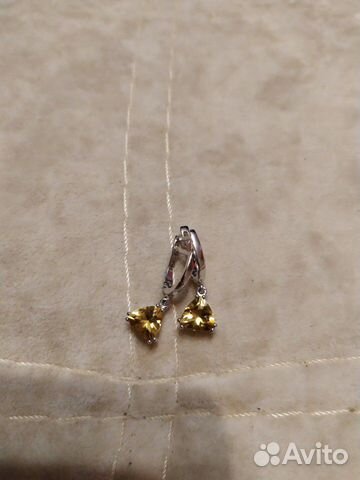 Серебряные серьги с цитринами Серебряные серьги с цитринами