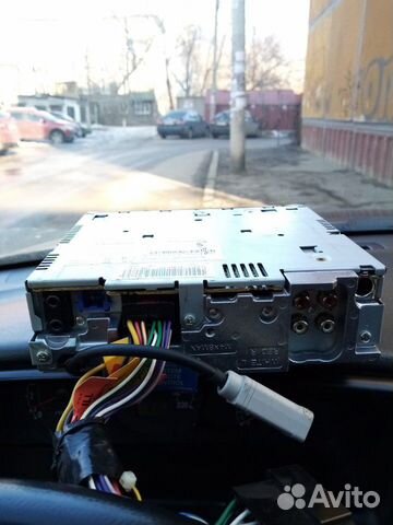 Продам магнитолу Pioneer2пары rcaauxвсё работает ц