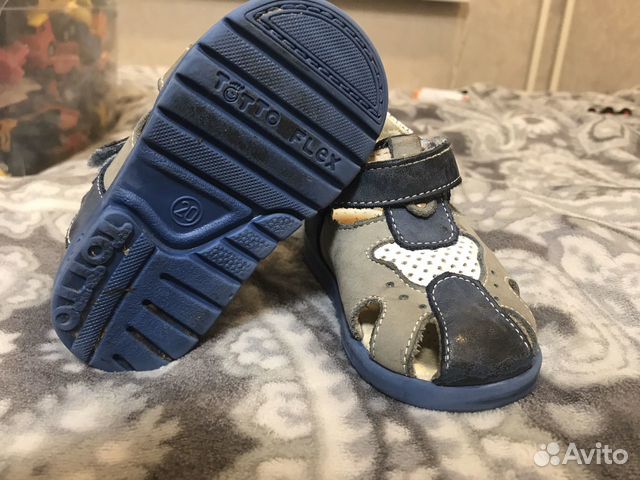 Детские босоножки