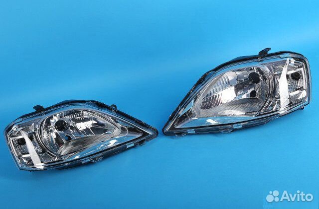 Комплект фар LADA Largus