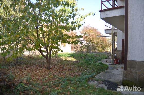 Дом 320 м² на участке 6 сот.