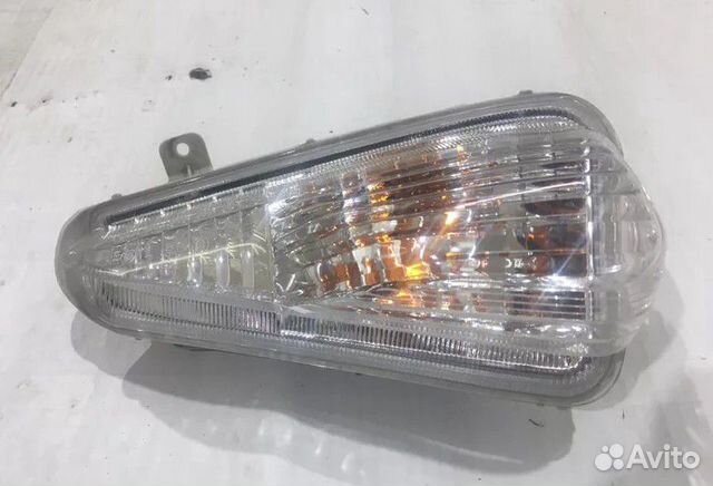 Toyota Camry V50 поворотник в бампер правый Toyota Camry V50 поворотник в бампер правый