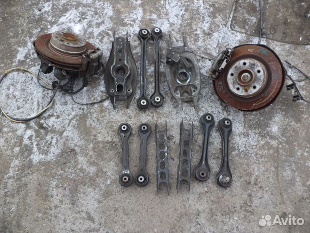 Задний кулак BMW E90 E87 E92 E82 E81 в сборе