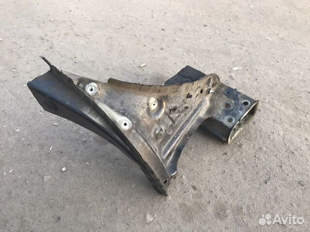 Передняя часть лонжерона BMW F01 Передняя часть лонжерона BMW F01