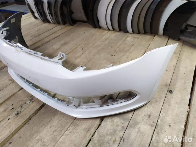 Бампер передний Volkswagen Polo Sedan Бампер передний Volkswagen Polo Sedan