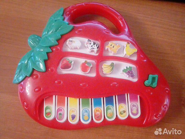 Детское музыкальное пианино