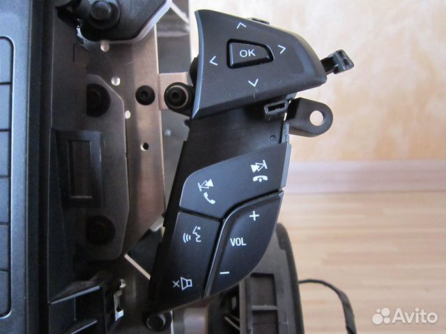 Ford Mondeo 5 правые переключатели на руле. Новые Ford Mondeo 5 правые переключатели на руле. Новые