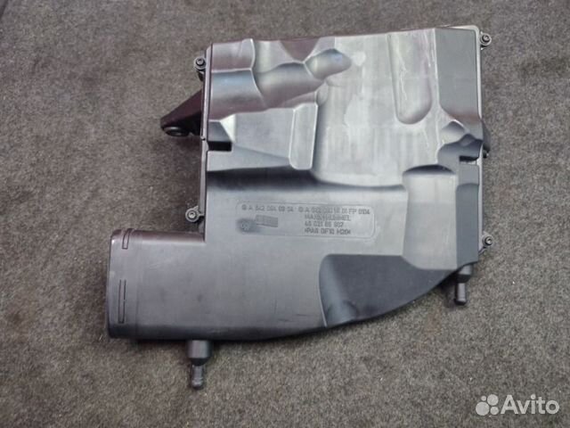 Корпус воздушного фильтра Mercedes W211 Cdi E211