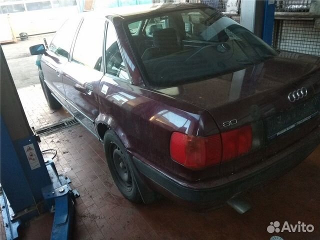 Разбор на запчасти Audi 80 (B4) Разбор на запчасти Audi 80 (B4)