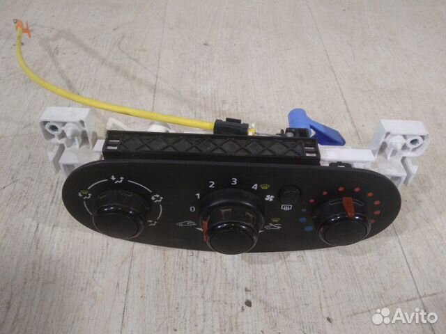 Блок управления печкой Renault Logan L8 K7M812