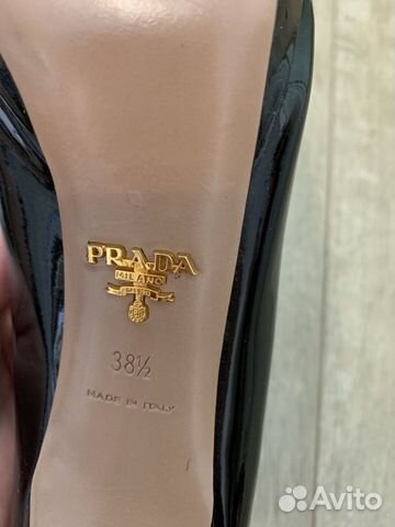 Prada Туфли оригинал р.38-38,5, чёрный лак