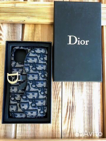 Чехол Dior для iPhone 11 Чехол Dior для iPhone 11