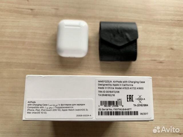 Зарядный кейс AirPods (первое поколение, оригинал)