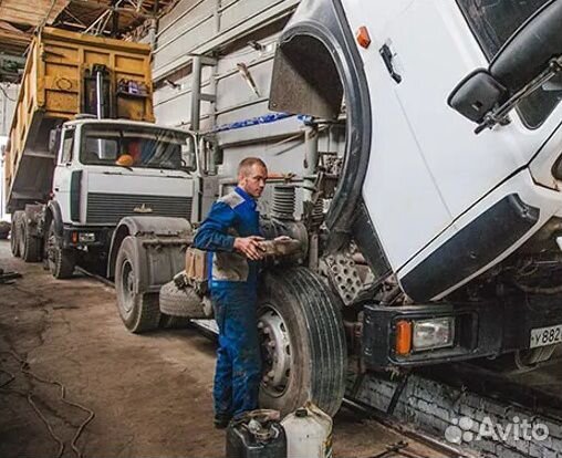 Автослесарь-механик ремонт грузовых автомобилей