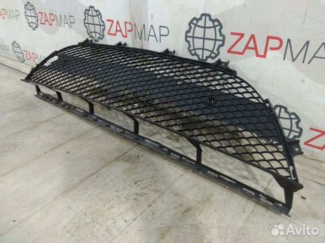 Решетка бампера переднего центральная Mercedes-Ben