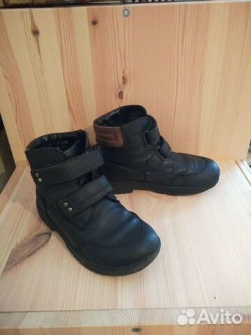Обувь для мальчика б/у рузмер 27-30 стопа 19 см