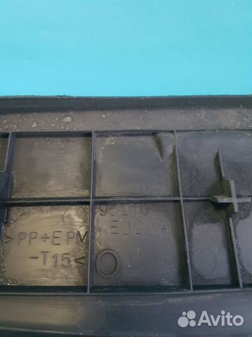 Подиум гос. номера передний Infiniti M35 Y50